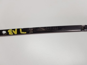 КРЕПЛЕНИЕ ЛЕВОГО СТЕКЛА A3 8V5 СЕДАН