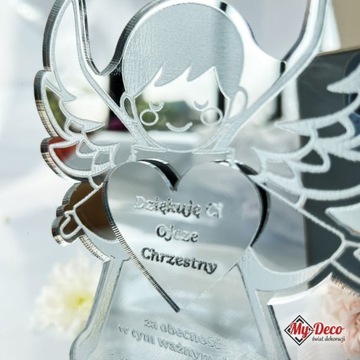 Благодарность крестным, Ангел, Причастие