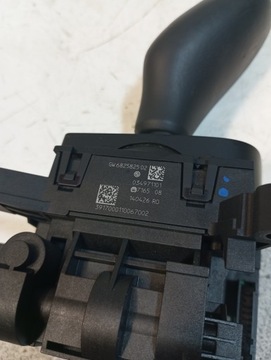 BMW OE 6825825