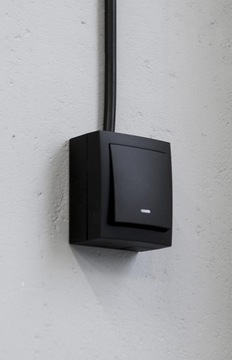 Simon AQUACLICK Gniazdo poczwórne natynk czarne