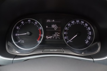 Skoda Fabia III Kombi 1.2 TSI 90KM 2015 Skoda Fabia 1.2 TSI, Salon Polska, Klima, zdjęcie 10