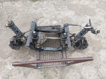 SANKI MOST ZWROTNICA PRZOD DODGE NITRO 2.8 CRD