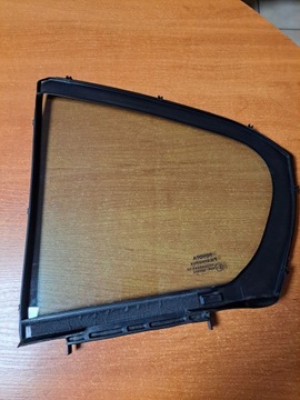 AVENSIS III T27 SKLO (OKNO) DVEŘE ZADNÍ PRAVÁ SEDAN