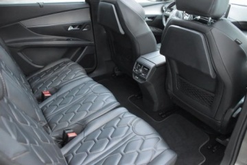 Peugeot 5008 II Crossover 2.0 BlueHDI 180KM 2018 Peugeot 5008 PEUGEOT 5008 GT 2.0HDI 180KM 7-OSOB LED Panorama Kamery Gwara, zdjęcie 30