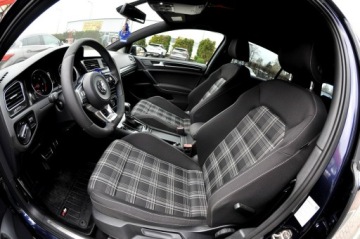 Volkswagen Golf VII GTD 5d 2.0 TDI-CR BlueMotion Technology 184KM 2015 Volkswagen Golf 2.0 184KM GTD DSG Navi Kamera, zdjęcie 6