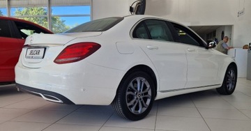 Mercedes Klasa C W205 Limuzyna 180 156KM 2018 Mercedes-Benz Klasa C C180 156KM FV23 W205 1.6 Benzyna 156KM, zdjęcie 10
