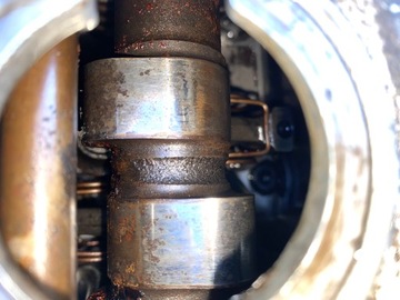 Mercedes W123 C123 S123 двигатель M115 2.3л, карбюратор