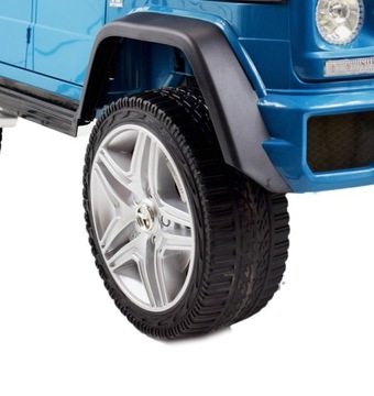 MERCEDES MAYBACH 4x4 АККУМУЛЯТОРНЫЙ АВТОМОБИЛЬ 4 ДВИГАТЕЛЯ