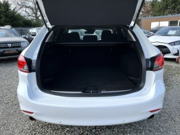 Mazda 6 III Sport Kombi Facelifting 2018 2.0 Skyactiv-G 145KM 2019 Mazda 6 Automat / Navi / Biała Perła / Salon Pl, zdjęcie 35