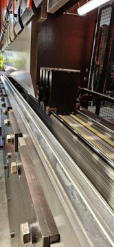 AMADA HFBO 100 t x 3100 8-осевой листогибочный пресс с ЧПУ