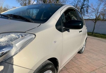 Toyota Yaris II Hatchback 5d 1.33 Dual VVT-i 101KM 2009 Toyota Yaris Toyota Yaris 1.33 Luna 1.3 Benzyna 100KM, zdjęcie 14