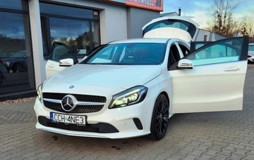 Mercedes Klasa A W176 Hatchback 5d Facelifting 180 122KM 2016 Mercedes-Benz Klasa A 1,6 Ben 122 km AMG 6 -biegow 1.6 Benzyna 122KM, zdjęcie 3