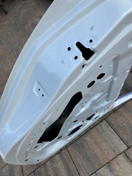 Рено ЗОЕ задняя левая дверь.