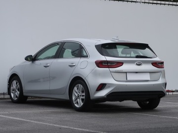 Kia Ceed III Hatchback 1.6 CRDi SCR 115KM 2018 Kia Ceed 1.6 CRDi, Navi, Klima, Klimatronic, zdjęcie 3