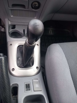 Toyota RAV4 II 2003 Toyota RAV4 Toyota RAV4 2.0 d 4x4 2.0 Diesel 85KM, zdjęcie 17