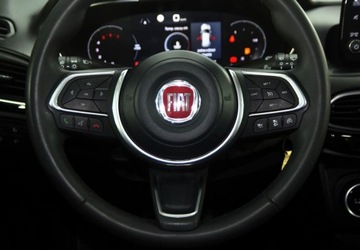 Fiat Tipo II Hatchback Facelifting 1.6 MultiJet 130KM 2022 Fiat Tipo PL Salon _ FV 23 _ 1.6 diesel 130 KM 1.6 Diesel 130KM, zdjęcie 23