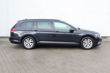 Volkswagen Passat B8 Variant 1.6 TDI 120KM 2015 VW Passat 1.6 TDI, Salon Polska, Navi, Klima, zdjęcie 5