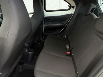 Toyota Aygo X 1.1 VVT-i 72KM 2024 Toyota Aygo X 1.0 VVTI X-Play Kamera Klimatyzacja Tempomat ACC Gwarancja S, zdjęcie 30
