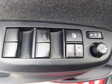 Toyota Yaris IV 2021 Toyota Yaris Hybrid 1.5 Premier Edition IV (2020-), zdjęcie 25