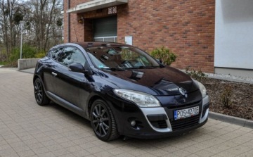 Renault Megane III Coupe 2.0 dCi FAP 160KM 2011 Renault Megane 2,0dCi (160KM) Skory Bezwypadkowy 2.0 Diesel 160KM, zdjęcie 5