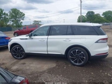Lincoln Aviator 2025 Lincoln Aviator Reserve 2025 3.0l 3.0 Benzyna 400KM, zdjęcie 2