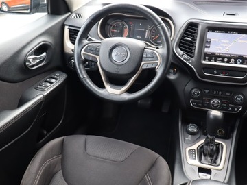 Jeep Cherokee V Terenowy 2.0 MJD 170KM 2015 Jeep Cherokee 2.0 MultiJet, 167 KM, 4X4, Automat, zdjęcie 5