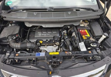 Opel Zafira C Tourer 1.4 Turbo ECOTEC 120KM 2012 Opel Zafira Opel Zafira 1.4 T Cosmo EcoFLEX SampS 1.4 Benzyna 120KM, zdjęcie 21
