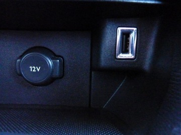 Peugeot 308 II SW Facelifting 1.2 PureTech 130KM 2018 Peugeot 308 ALLURE*Benzyna131, zdjęcie 33