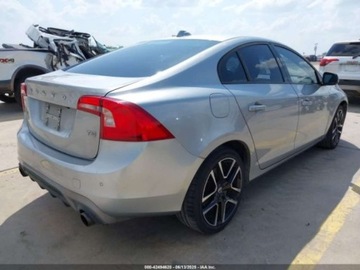 Volvo S60 III 2018 Volvo S60 2018 Volvo S60 T5 FWD Dynamic 2.0 Benzyna 240KM, zdjęcie 3
