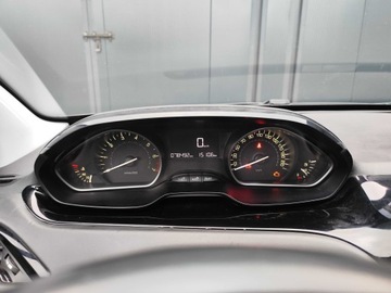 Peugeot 208 I Hatchback 3d 1.0 PureTech 68KM 2015 Peugeot 208 Tech Pure 1.0 Benzyna 68KM 2015r, zdjęcie 7