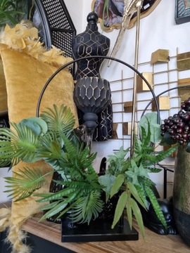 ВЕНОК НА ОСНОВЕ КОЛЬЦА, МЕТАЛЛИЧЕСКОГО КОЛЕСА, ДЕКРЕТА