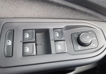 Volkswagen Golf VIII Variant 1.5 eTSI 150KM 2021 Volkswagen Golf STYLE DSG 1.5 TSI 150KM Czujniki Tempomat LED Clima A, zdjęcie 21