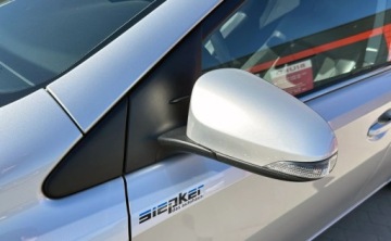 Toyota Auris II Hatchback 5d Facelifting 1.8 Hybrid 136KM 2016 Toyota Auris II Lift, 2016R, Bezwypadkowa, Automat, Zarejestorwana w PL, V, zdjęcie 17