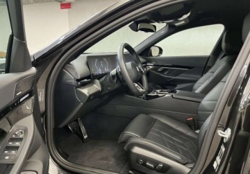 BMW Seria 5 G90-91 2024 BMW Seria 5 520i G60, M Pakiet, Faktura VAT 23, Gwarancja fabryczna 2.0, zdjęcie 13