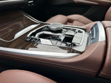 BMW X5 G05 SUV Facelifting 3.0 30d 298KM 2025 BMW X5 xDrive30d Sport Suv 3.0 (298KM) 2025, zdjęcie 9