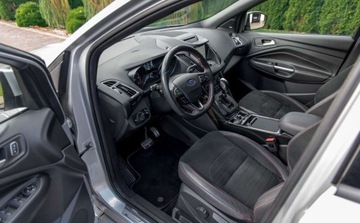 Ford Kuga II SUV Facelifting 2.0 TDCi 120KM 120KM 2019 Ford Kuga Ford Kuga 2.0 TDCi FWD ST-Line 2.0 Diesel 120KM, zdjęcie 26