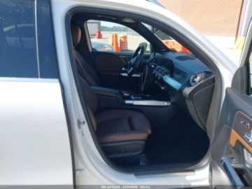 Mercedes GLB 2021 Mercedes-Benz GLB 250 2021 2.0 Benzyna 221KM, zdjęcie 9