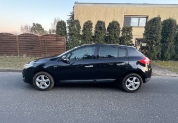 Renault Megane III Hatchback 1.4 16v TCe 130KM 2011 Renault Megane Renault Megane III 1,4TCE 130 km wersja Bose Bezwypadkowa, zdjęcie 1