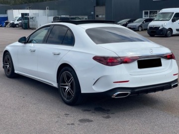 Mercedes Klasa E W214 Sedan 2.0 200 204KM 2025 E Klasa 200 4-Matic AMG 2.0 (204KM) 2025, zdjęcie 1