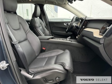 Volvo XC60 II 2025 Volvo XC 60 XC60 B5 B AWD Ultra Dark aut, Pakiet c, zdjęcie 12