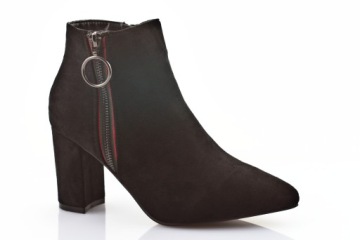 BOTKI ZAMSZOWE NA SŁUPKU 8 CM. SZPIC CZARNE 40