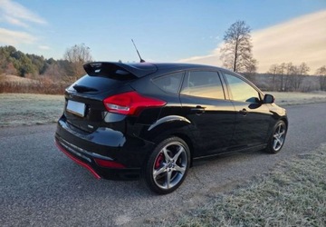 Ford Focus III Sedan Facelifting 1.0 EcoBoost 125KM 2016 Ford Focus Ford Focus 1.0 EcoBoost ST-Line Red ASS Benzyna 125KM, zdjęcie 6