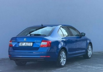 Skoda Octavia III Liftback Facelifting 1.8 TSI 180KM 2017 Skoda Octavia 1.8TSI 180KM DSG Style salon Polska 1.8 Benzyna 180KM, zdjęcie 5