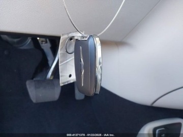 Chrysler Pacifica II 2023 Chrysler Pacifica Touring L 2023 3.6l 3.6 Hybryda 287KM, zdjęcie 11