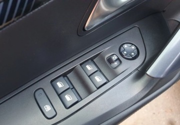 Peugeot 2008 II SUV 1.2 PureTech 130KM 2020 Peugeot 2008 Allure Full LED Kamera Bezwypadkowy GetHelp 1.2, zdjęcie 21