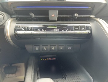 Toyota C-HR II SUV 2.0 Hybrid Dynamic Force 197KM 2024 Toyota C-HR 2.0 Hybrid Executive Toyota C-HR 2.0 H, zdjęcie 30