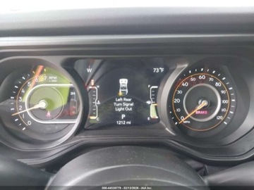 Jeep Wrangler IV 2024 Jeep Wrangler 4-Door Rubicon 2024 3.6 Benzyna 285KM, zdjęcie 10