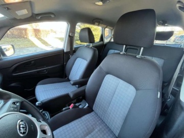 Kia Venga Mikrovan Facelifting 1.4 CRDi 90KM 2017 Kia Venga 1.4 diesel 90 KM 6 biegow zarej w PL zadbany mozliwa zamiana, zdjęcie 8
