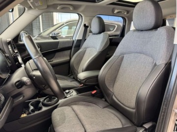 Mini Countryman F60 Crossover Facelifting 1.5  136KM 2023 MINI Countryman Cooper Classic Panorama CarPlayAndroid ACC Kamera cofa, zdjęcie 8