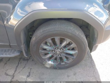 Toyota Land Cruiser VIII 2025 Toyota Land Cruiser 2025 TOYOTA LAND CRUISER 2.4 Hybryda 465KM, zdjęcie 7